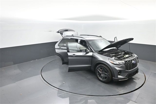 New 2026 Ford Explorer ST image 26