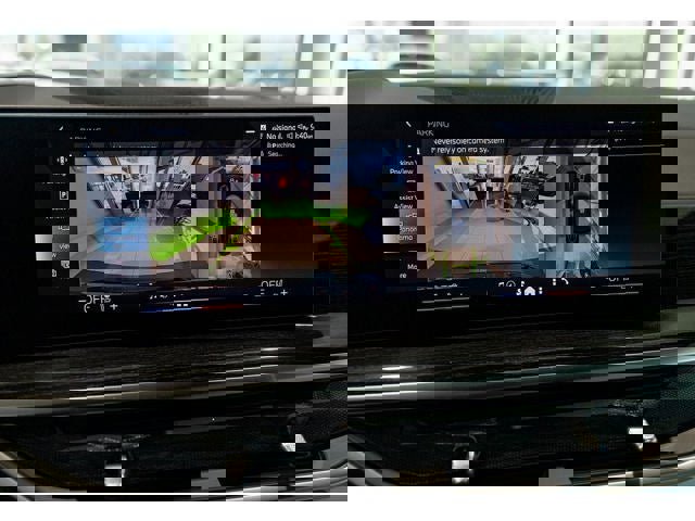 New 2026 BMW X5 xDrive50e w/ M Sport Package image 71