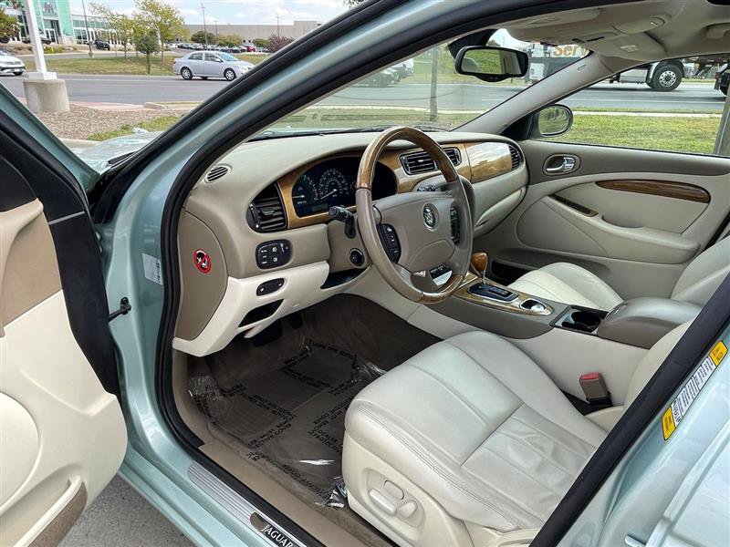 Used 2004 Jaguar S-TYPE 3.0 image 96