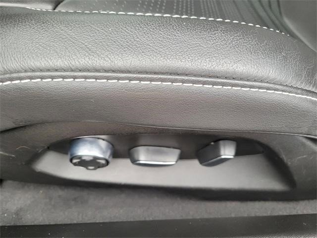 Certified 2021 Chevrolet Corvette Stingray Premium Cpe w/ Z51 Performance Package image 19