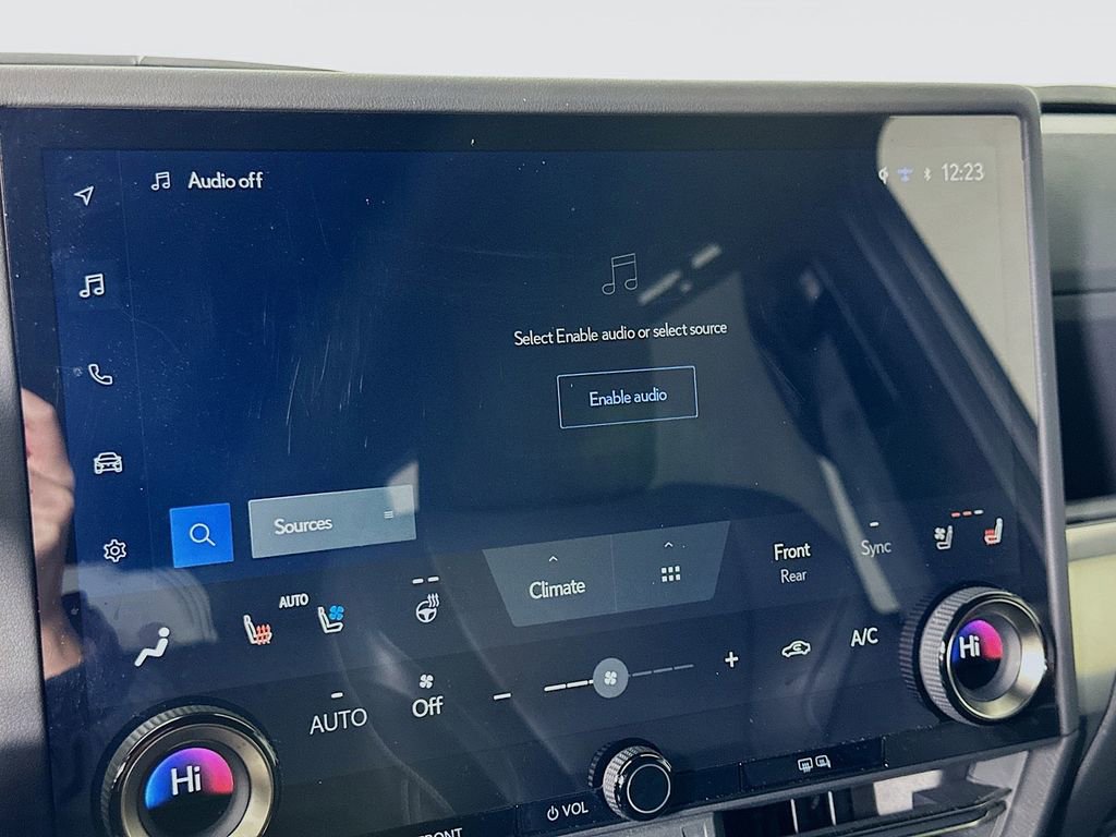 Used 2025 Lexus GX 550 w/ Accessory Package (Z1) image 24