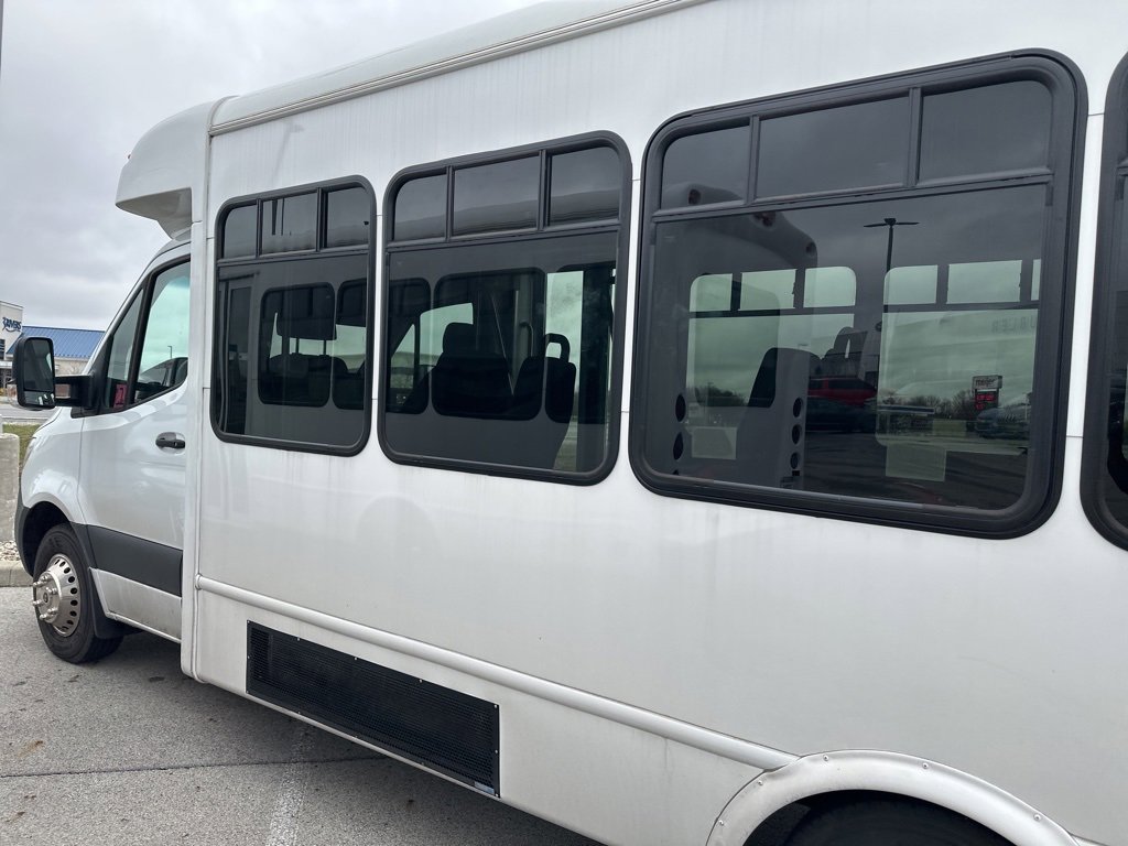 Used 2022 Mercedes-Benz Sprinter 3500 image 10