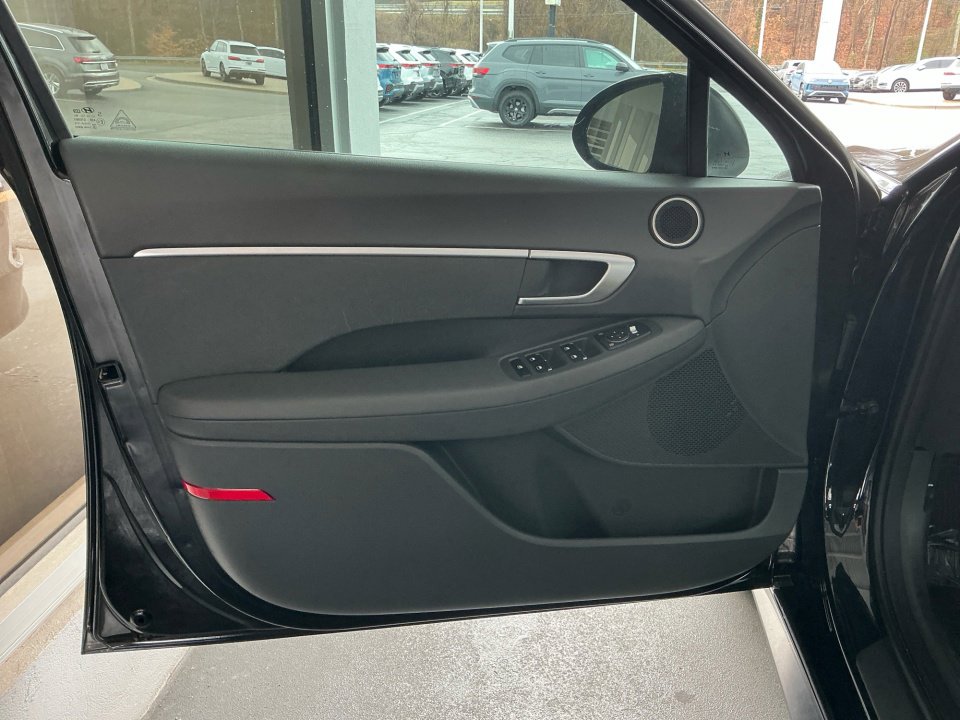 Used 2021 Hyundai Sonata SE w/ Cargo Package FWD image 34