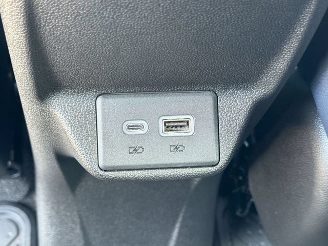 Certified 2023 Chevrolet Bolt EUV LT w/ Convenience Package FWD image 13