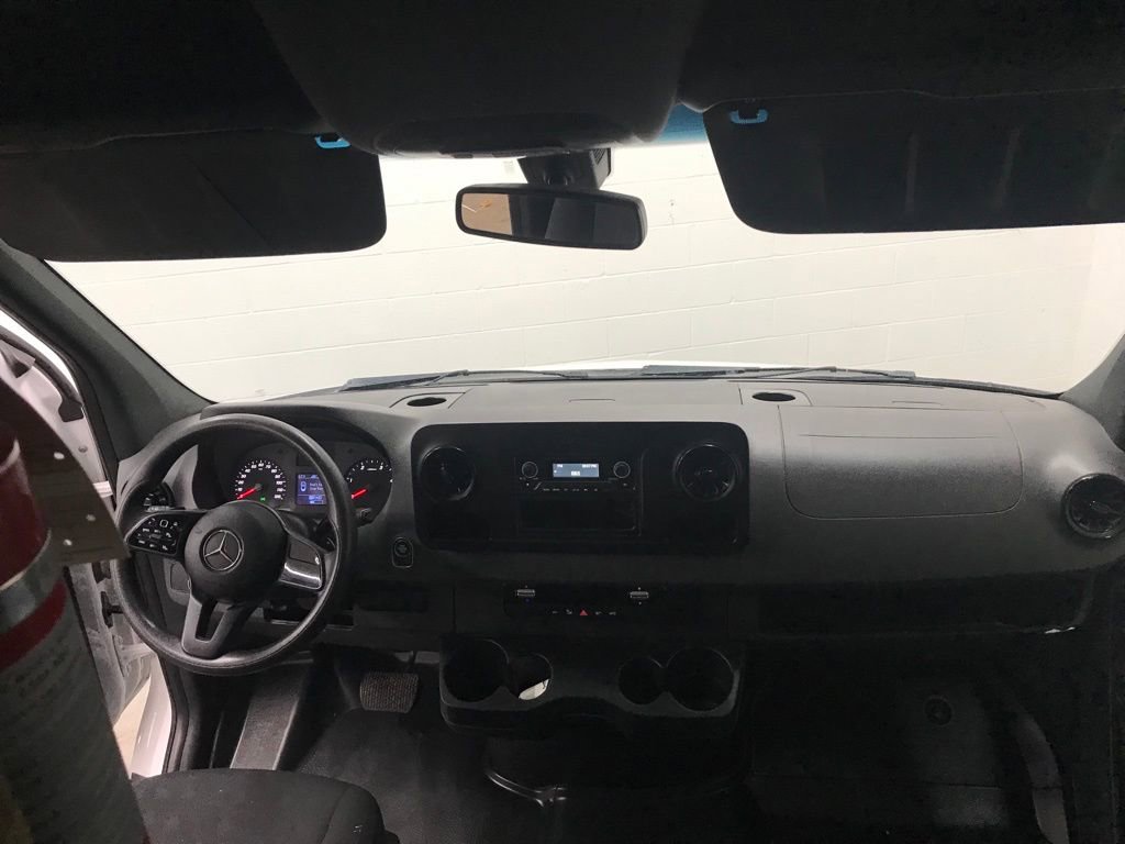 Used 2021 Mercedes-Benz Sprinter 2500 image 19