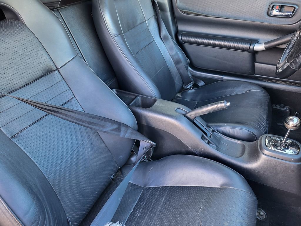 Used 2005 Toyota MR2 image 23