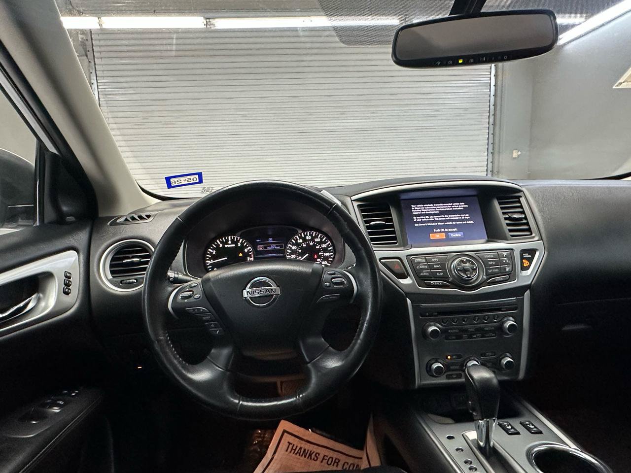 Used 2019 Nissan Pathfinder SL FWD image 17