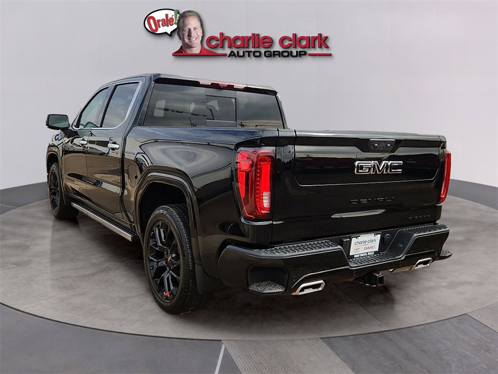 New 2026 GMC Sierra 1500 Denali w/ Technology Package image 3