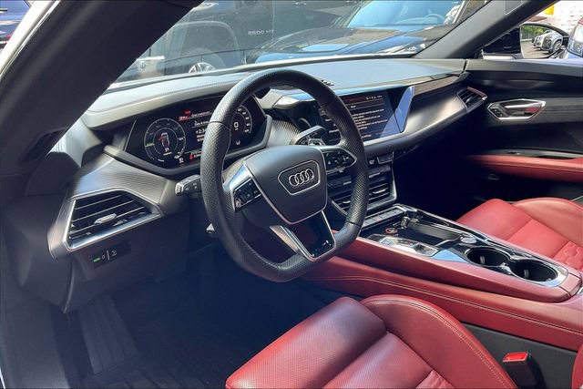 Certified 2023 Audi e-tron GT Premium Plus w/ Performance Package AWD/4WD image 14