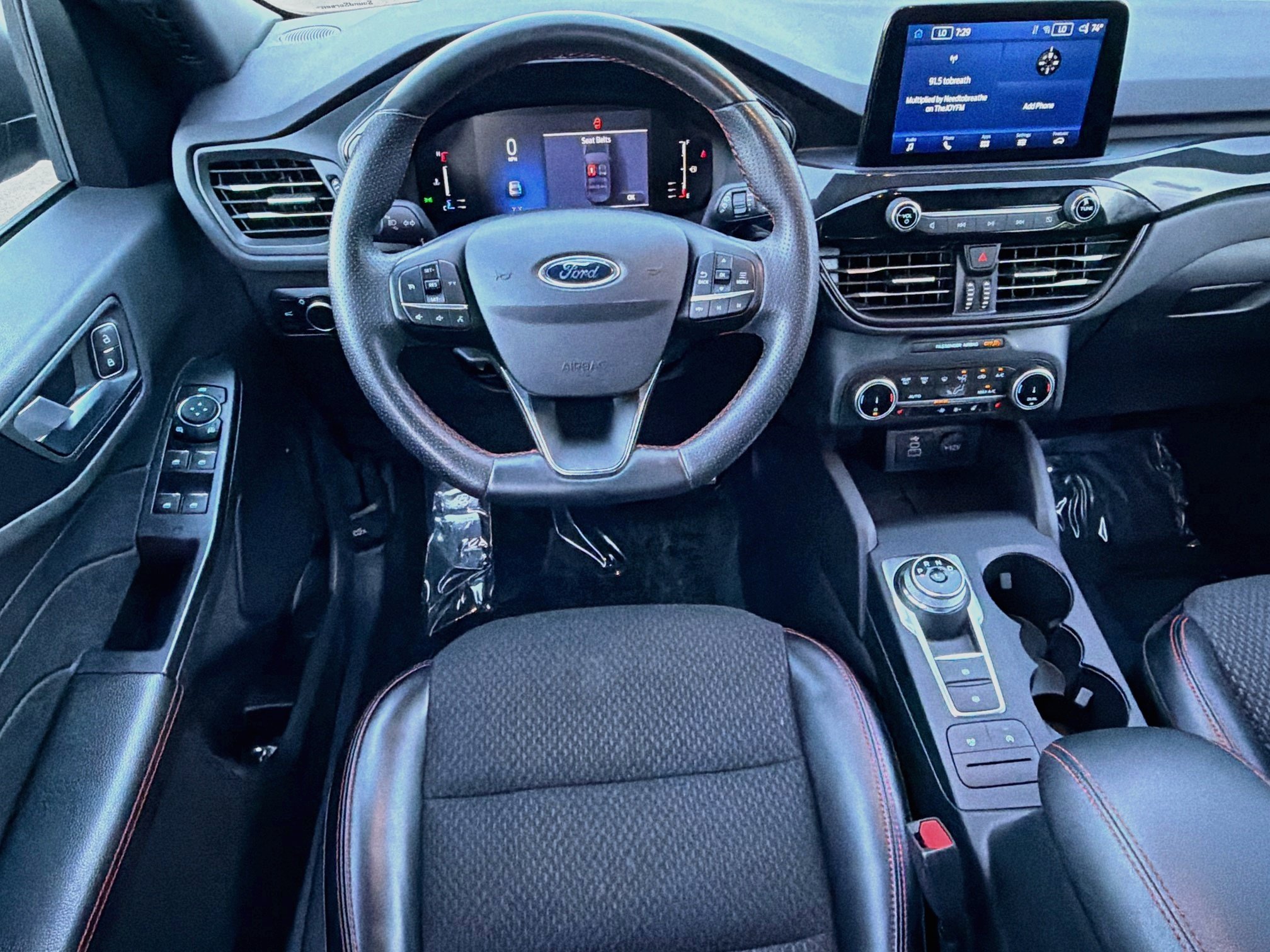 Used 2024 Ford Escape ST-Line AWD/4WD image 17