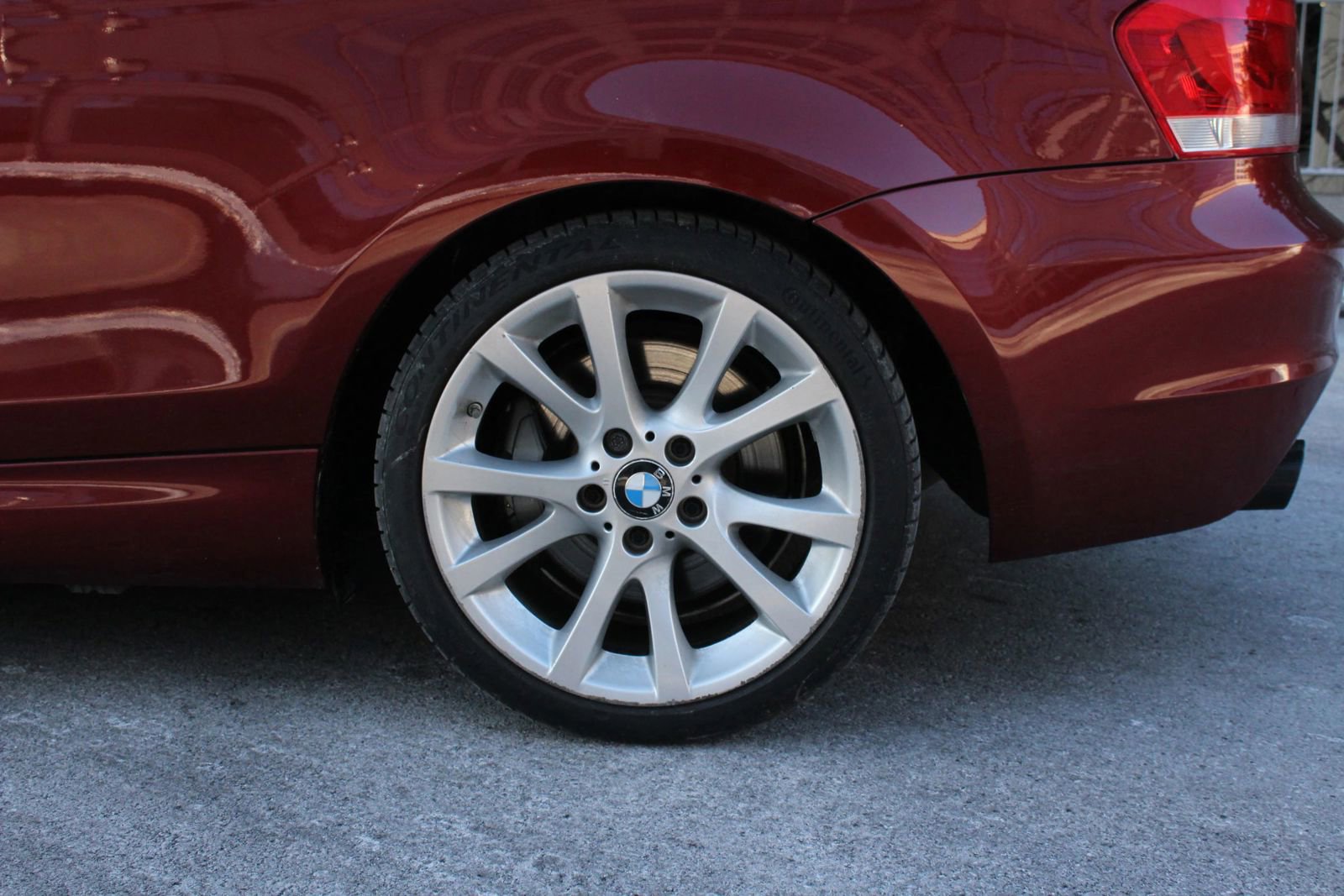 Used 2012 BMW 135i Convertible RWD image 10