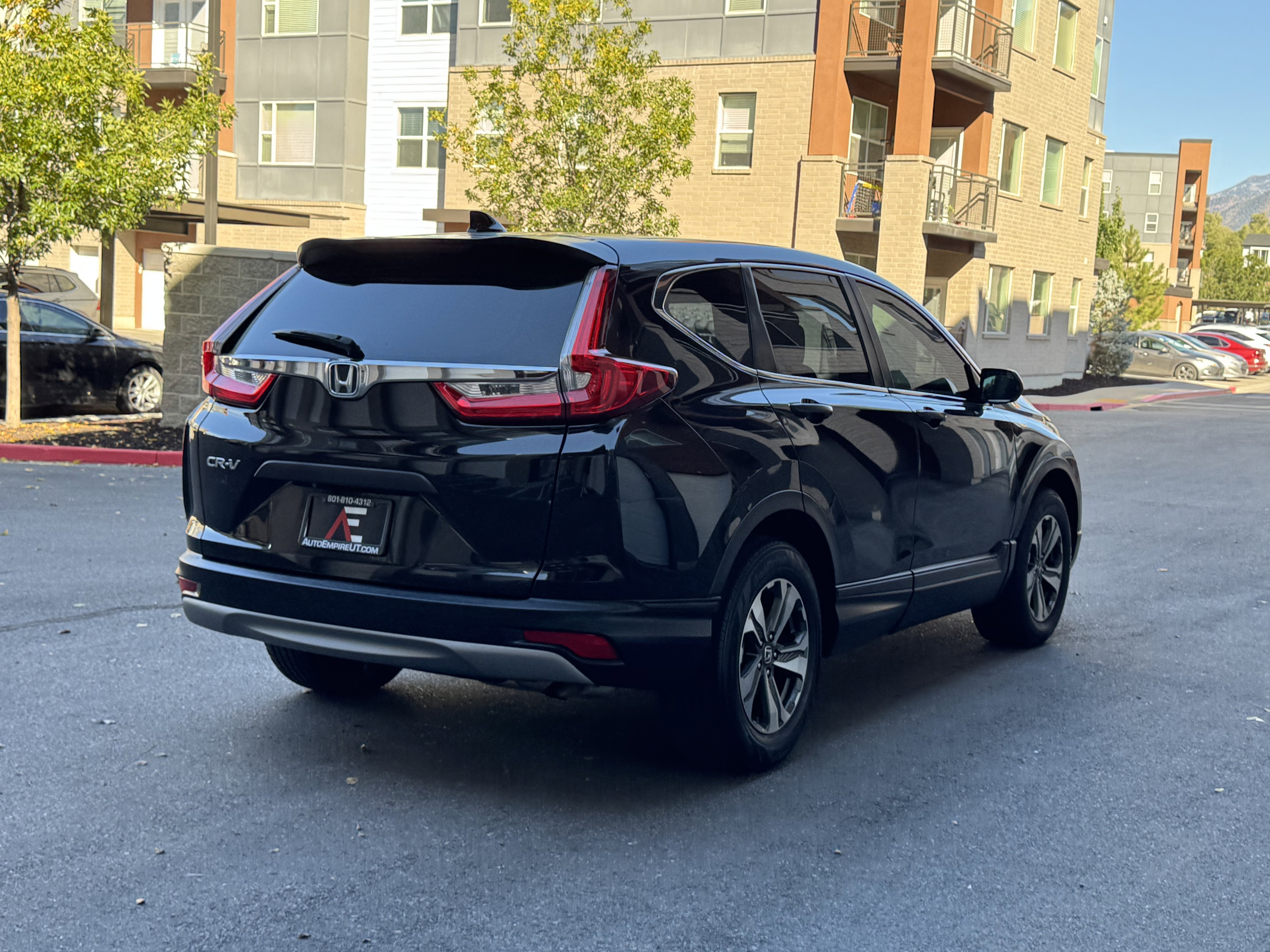Used 2018 Honda CR-V LX image 7