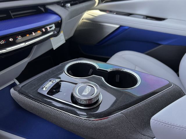 New 2026 Cadillac Optiq Luxury 2 image 17