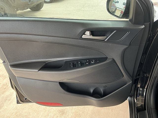 Used 2018 Hyundai Tucson Sport AWD/4WD image 16