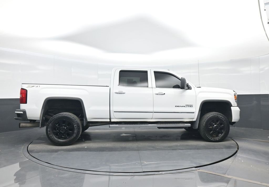 Used 2015 GMC Sierra 3500 Denali w/ Duramax Plus Package image 7
