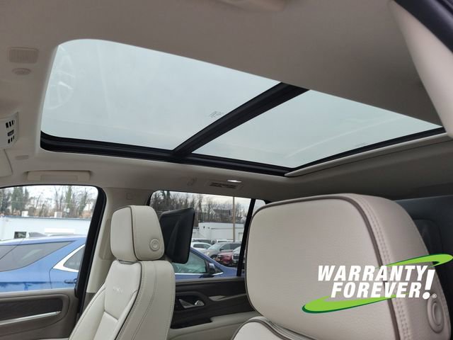 Used 2024 GMC Yukon Denali w/ Denali Reserve Package image 13