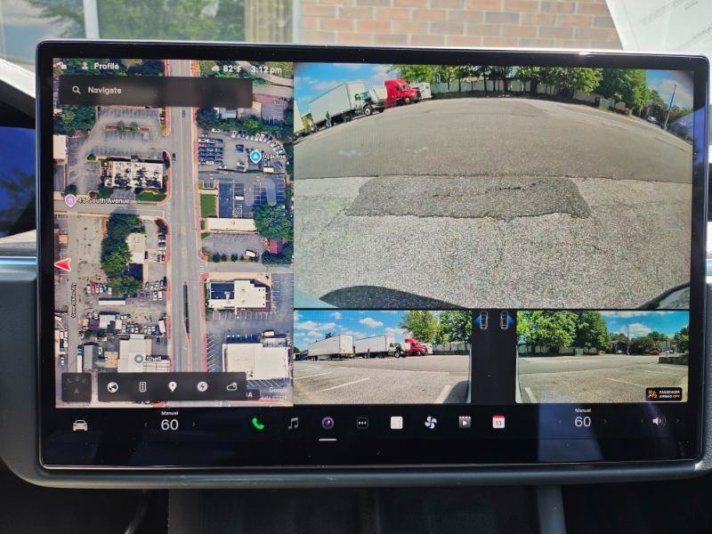 Used 2023 Tesla Model X AWD/4WD image 41