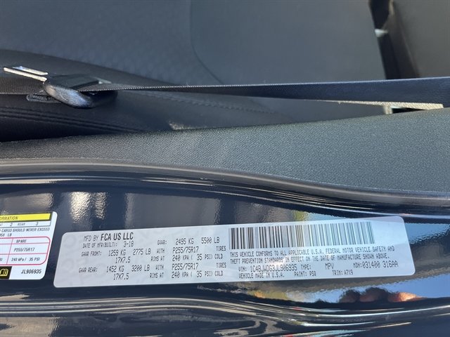 Used 2018 Jeep Wrangler Unlimited Sport S AWD/4WD image 19