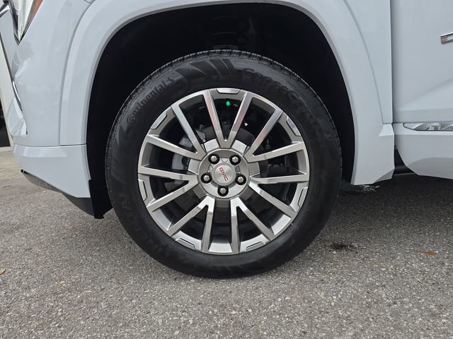 New 2026 GMC Terrain Denali w/ LPO, Floor Liner Package image 29