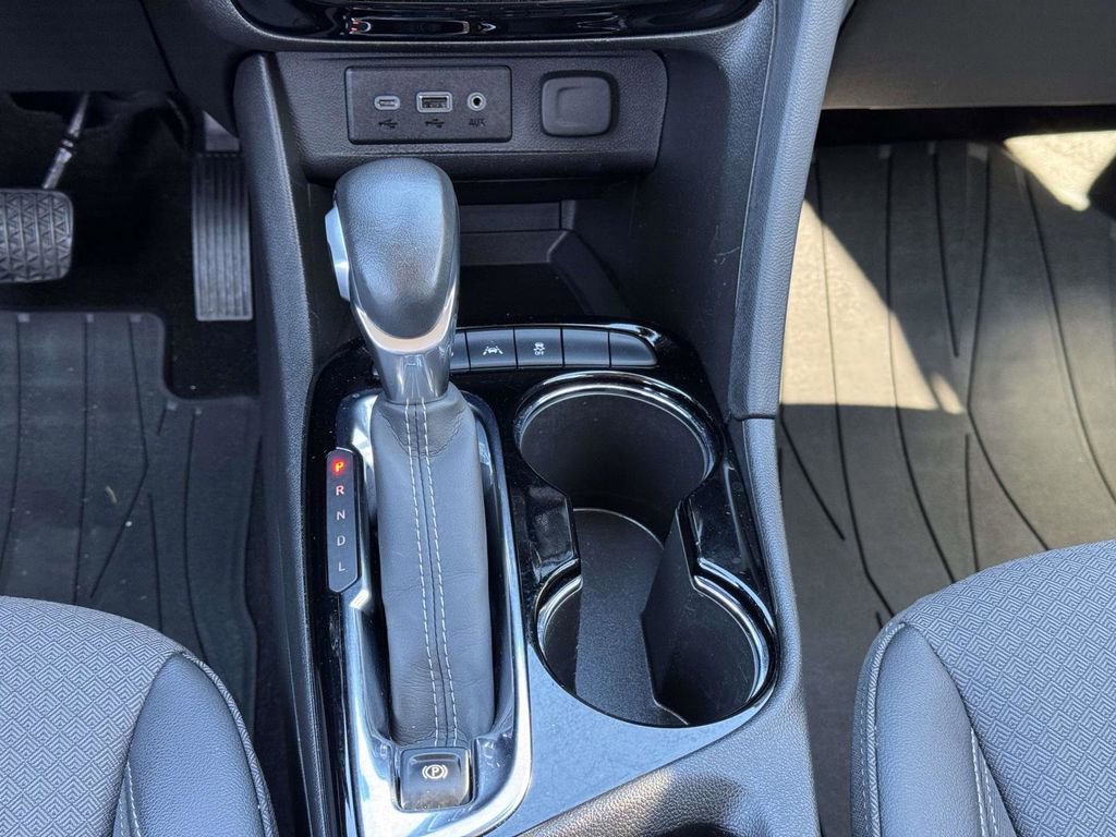 Used 2023 Buick Encore GX Preferred w/ Cold Weather Comfort Package image 8