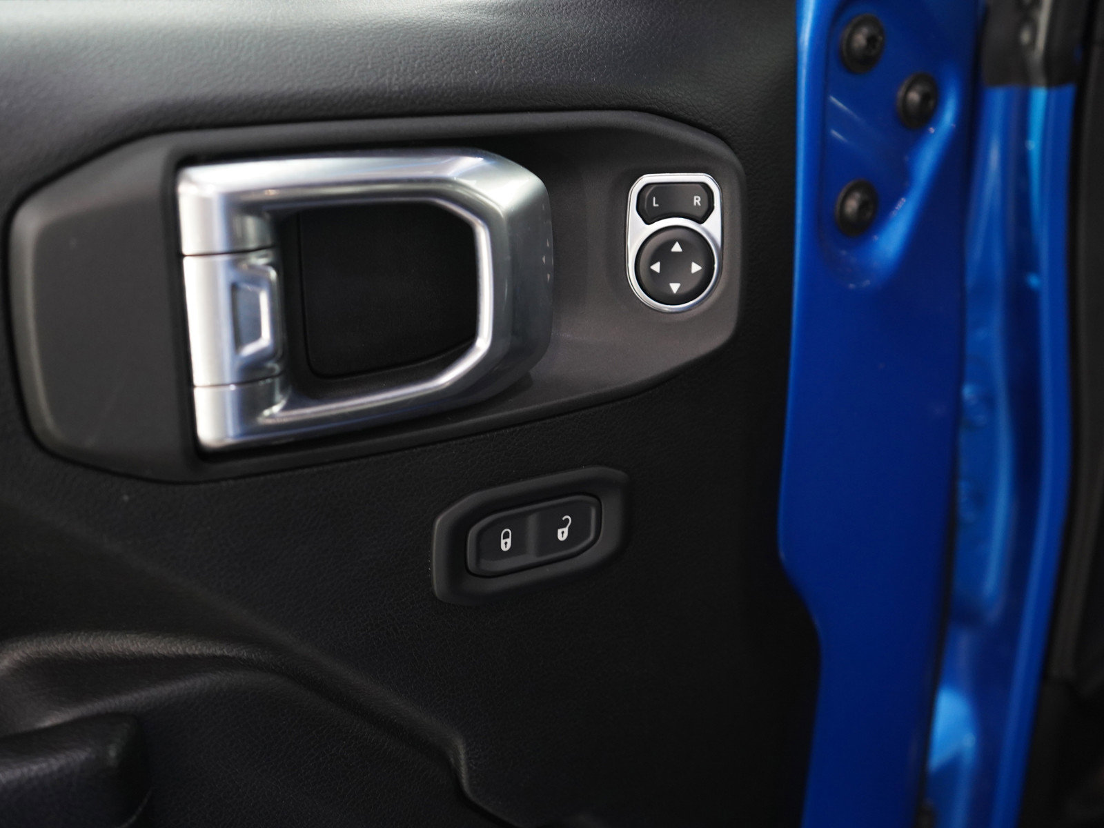 Used 2022 Jeep Wrangler Unlimited Rubicon 4xe w/ Cold Weather Group image 19