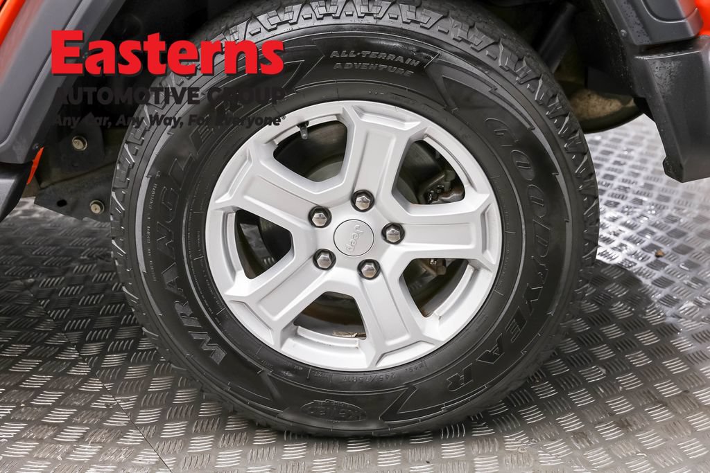 Used 2018 Jeep Wrangler Unlimited Sport S AWD/4WD image 8