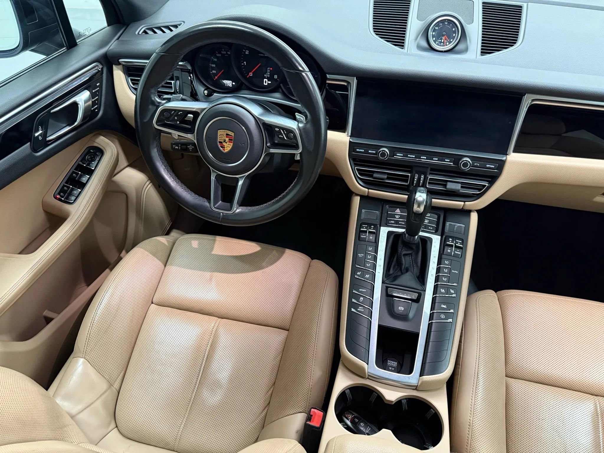 Used 2019 Porsche Macan image 31