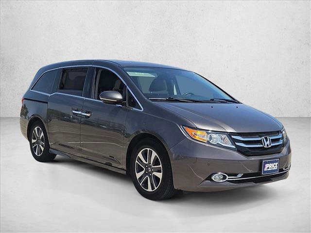 Used 2015 Honda Odyssey Touring Elite video 3