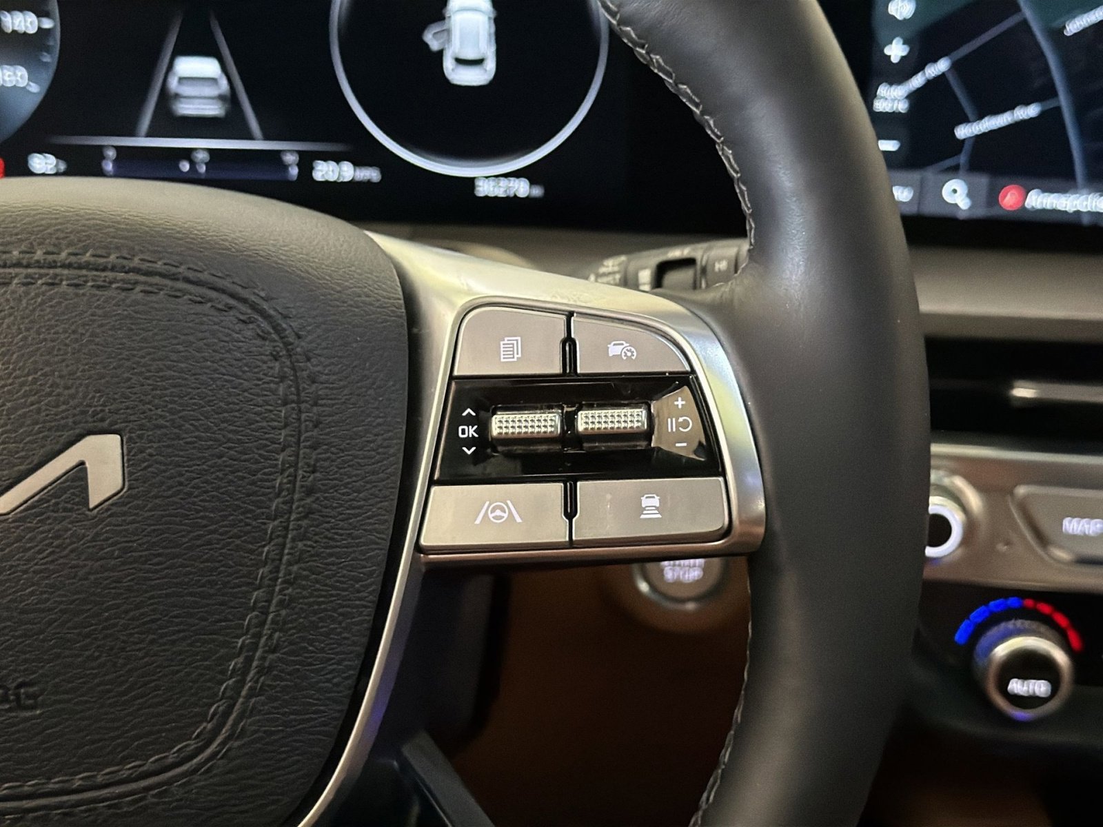 Used 2024 Kia Telluride SX X-Pro AWD/4WD image 33