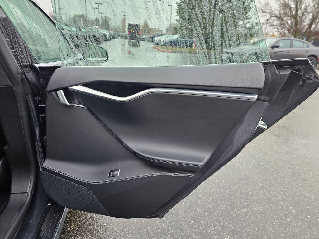 Used 2015 Tesla Model S P85D image 14