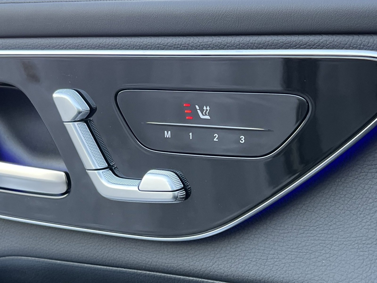 New 2026 Mercedes-Benz GLC 300 4MATIC image 33