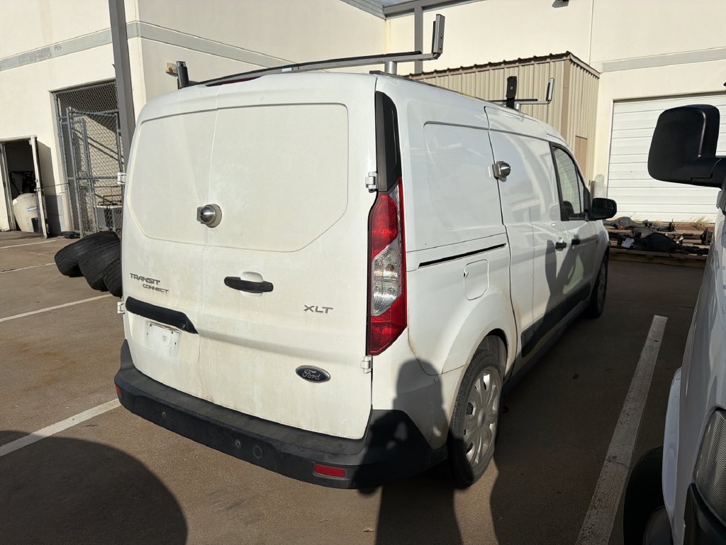 Used 2021 Ford Transit Connect XLT FWD image 3
