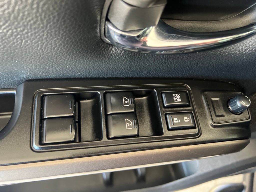 Certified 2024 Nissan Titan SV w/ SV Bronze Edition Package AWD/4WD image 41