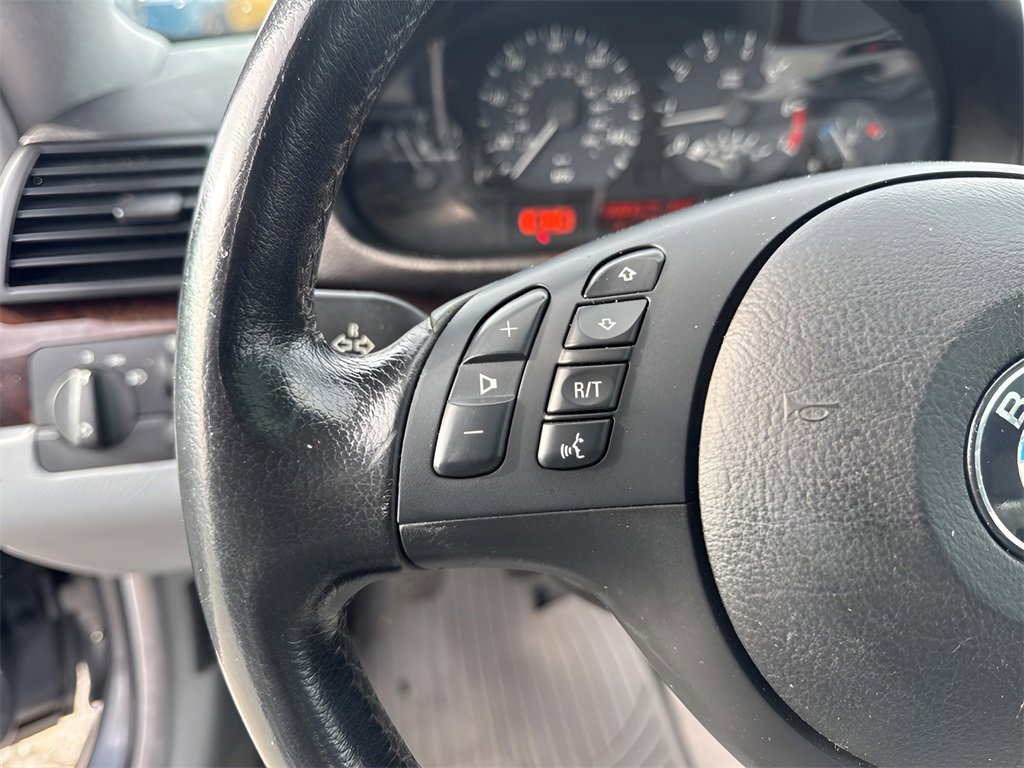 Used 2001 BMW 325Ci Coupe image 14