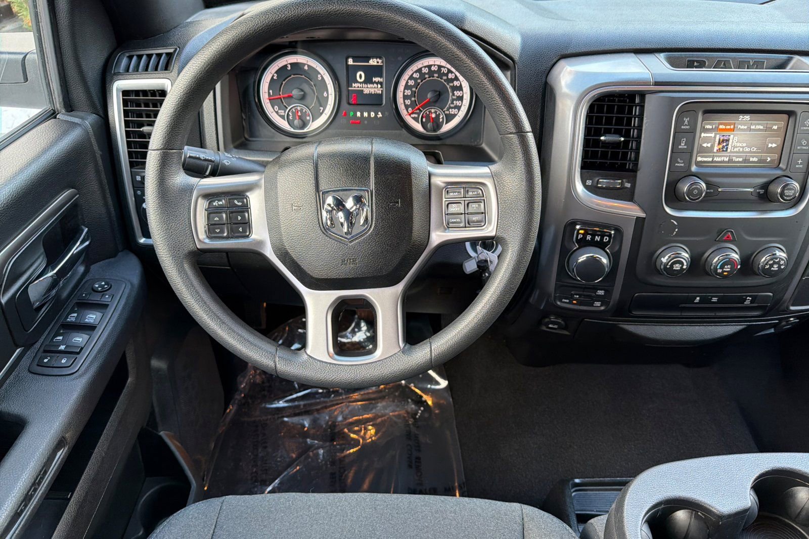Used 2024 RAM 1500 Classic Warlock image 14
