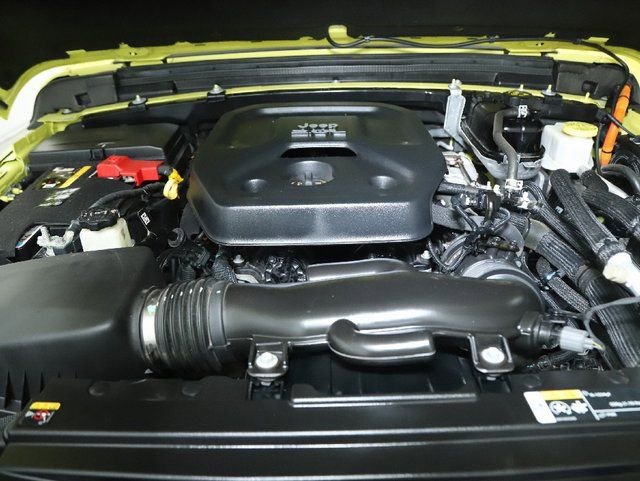 Used 2023 Jeep Wrangler Unlimited Sahara w/ Cold Weather Group image 34