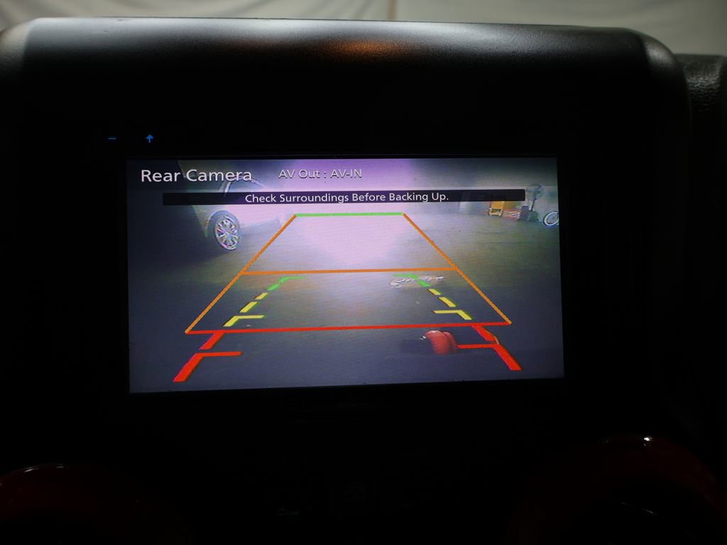 Used 2015 Jeep Wrangler Unlimited Sahara image 20