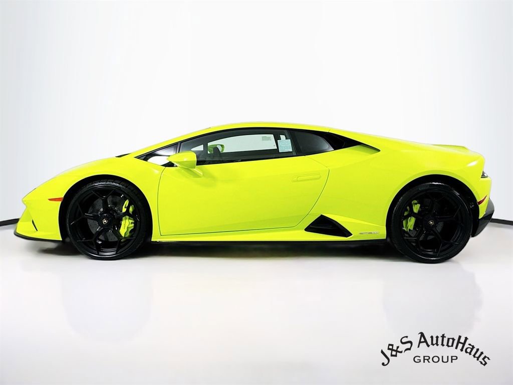 Used 2020 Lamborghini Huracan EVO image 4