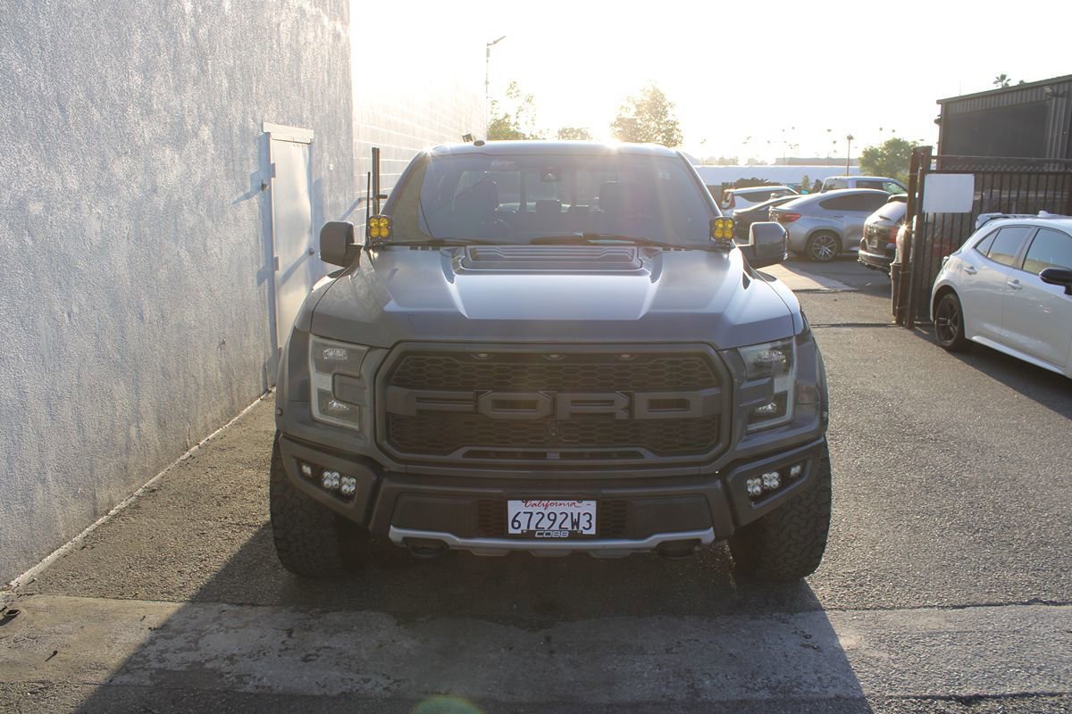 Used 2018 Ford F150 Raptor w/ Equipment Group 802A Luxury AWD/4WD image 2
