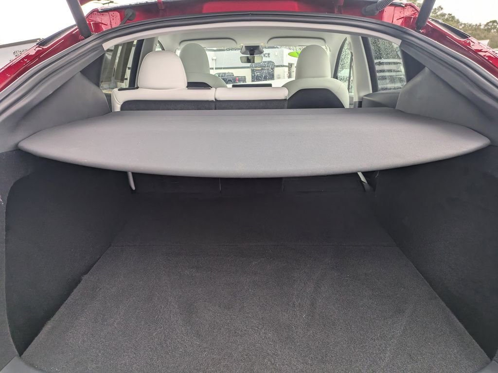 Used 2024 Tesla Model Y Long Range image 12