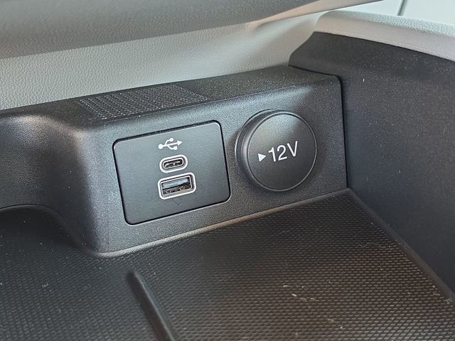 Used 2025 Ford Escape SE FWD image 30