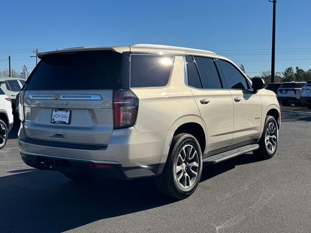 Used 2024 Chevrolet Tahoe LS RWD image 3