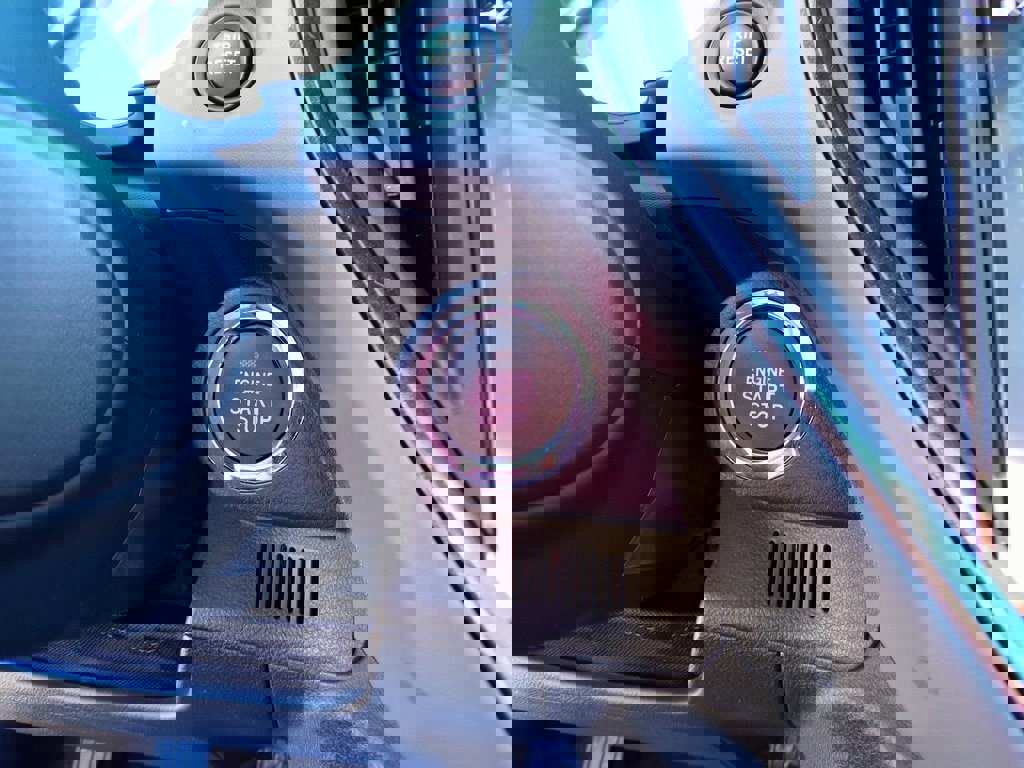 Certified 2025 Subaru Crosstrek 2.5i Limited image 25