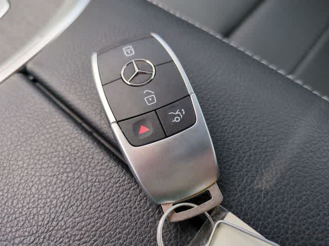 Used 2019 Mercedes-Benz C 300 4MATIC Sedan image 37