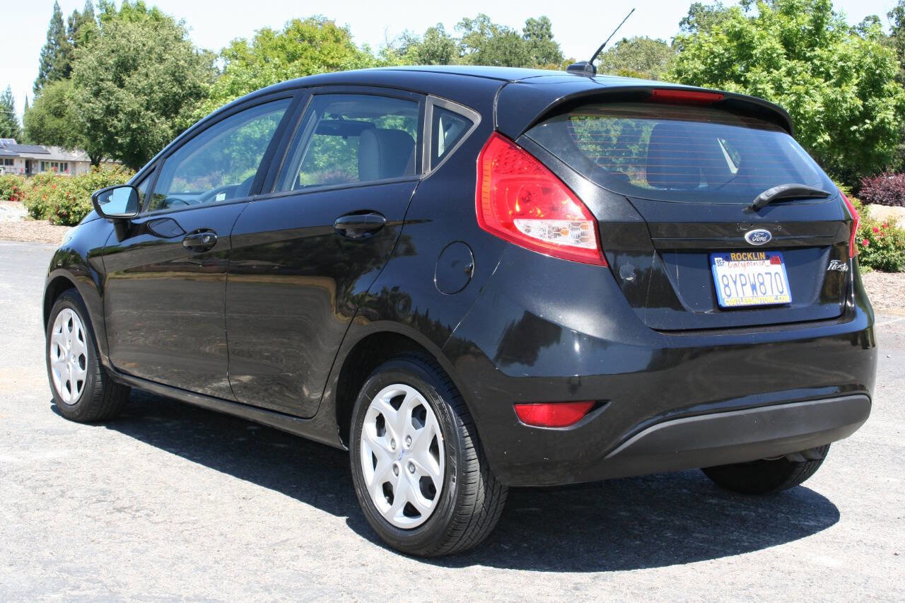 Used 2012 Ford Fiesta S FWD image 7