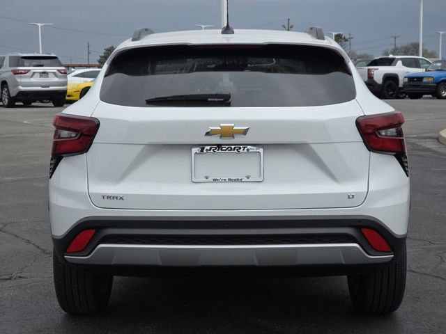 New 2026 Chevrolet Trax LT w/ Driver Confidence Package FWD image 20
