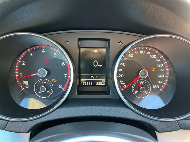 Used 2012 Volkswagen Golf 4-Door image 32