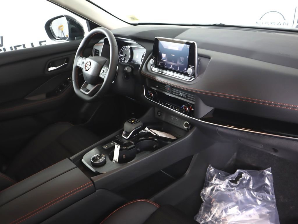 New 2026 Nissan Rogue SV image 28