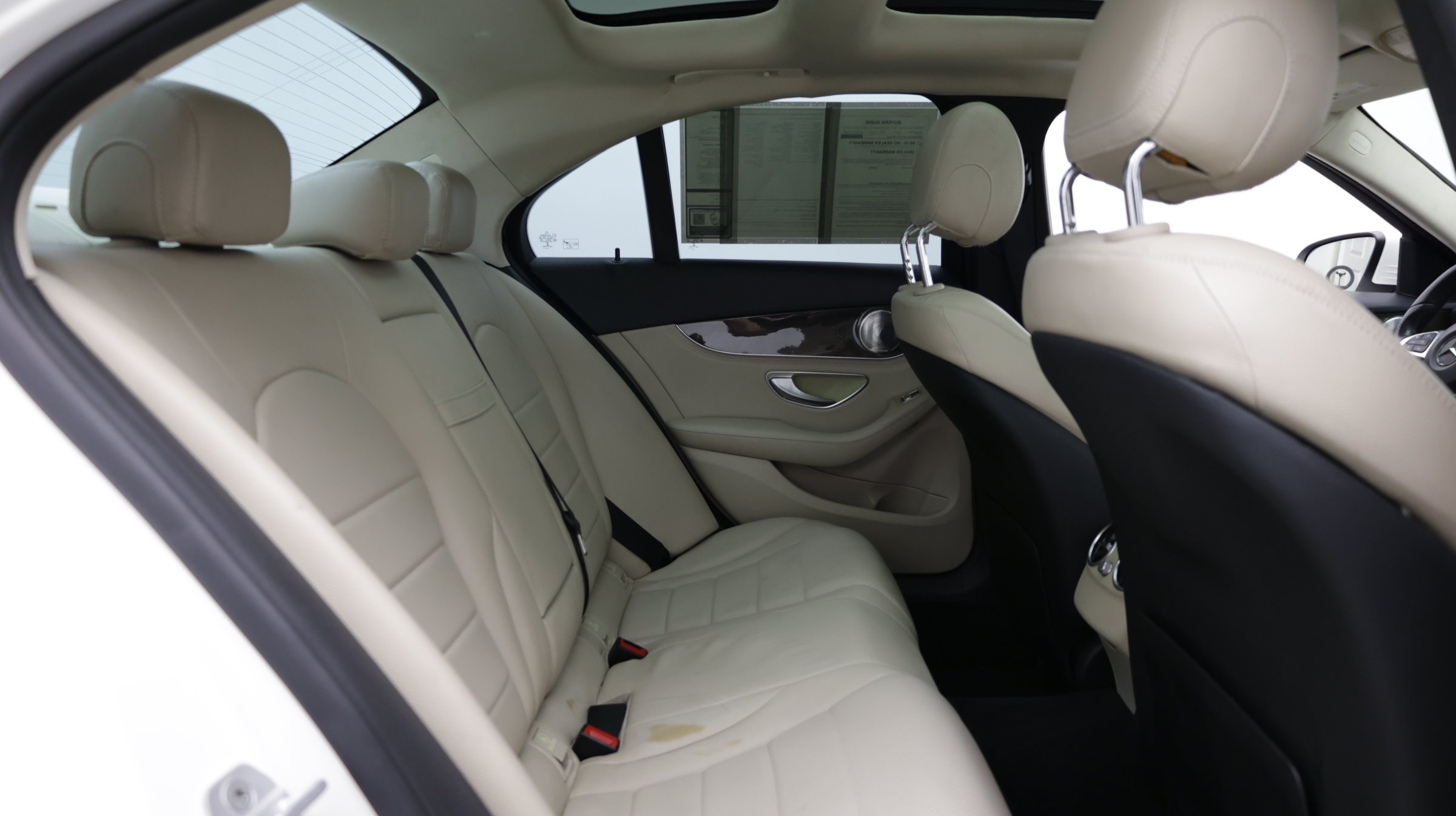 Used 2015 Mercedes-Benz C 300 4MATIC Sedan image 33
