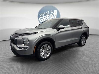 New 2026 Mitsubishi Outlander ES AWD/4WD image 8